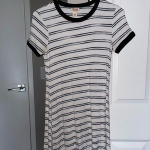 Mossimo Black and White Striped Tee Shirt Dress